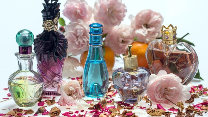 exploring-all-types-of-perfumes-and-their-captivating-aromas